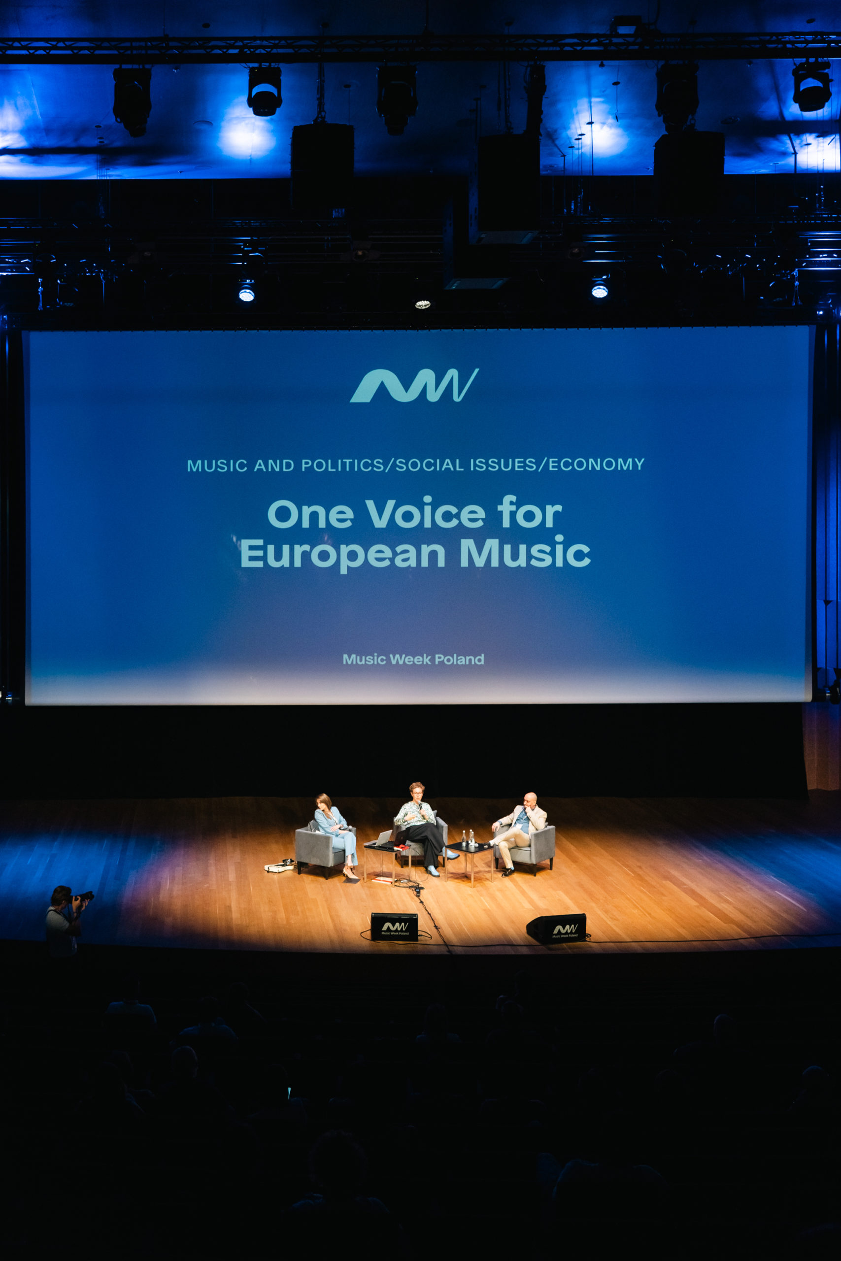 Panele_Audytorium-Sala_Teatralna_Kamil_Parzychowski-4